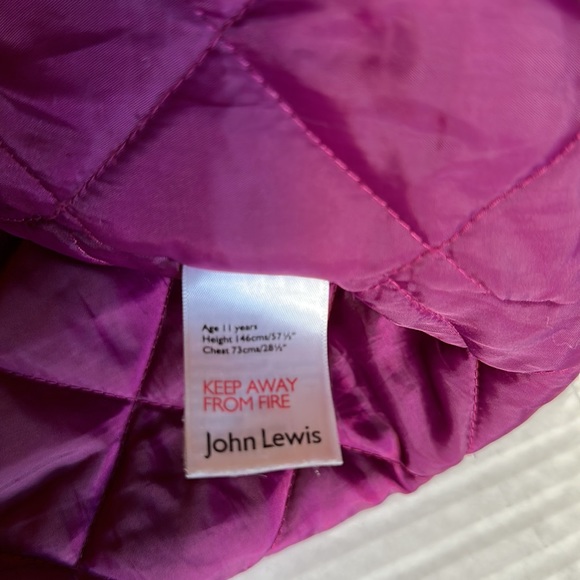 JOHN LEWIS England Girls Purple Puffer Jacket with Hoodie Size 11 - Picture 13 of 14